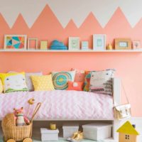 idea menggabungkan warna peach terang dalam reka bentuk gambar pangsapuri