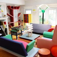 ideea unui decor luminos de apartament în stilul imaginii pop art