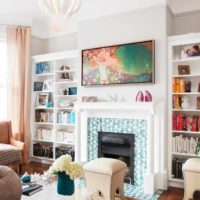 myšlenka kombinace krásné broskvové barvy v interiéru bytu fotografie