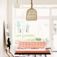 skaista persiku krāsas kombinācija dzīvokļa attēla noformējumā