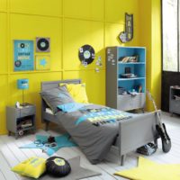 Culoare galbenă în designul camerei copiilor
