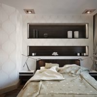 مثال على تصميم جميل لمكان أعلى السرير