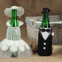 Направете сами бутилки за булката и младоженеца