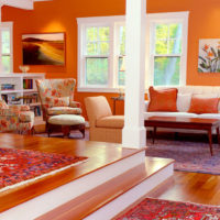 Oblékání obývacího pokoje v oranžové barvě