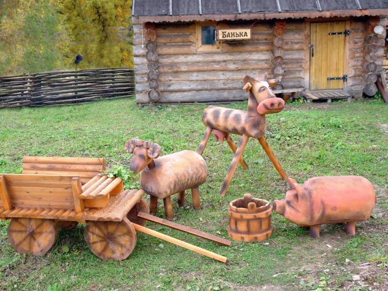 DIY houten sculpturen om de tuin te versieren