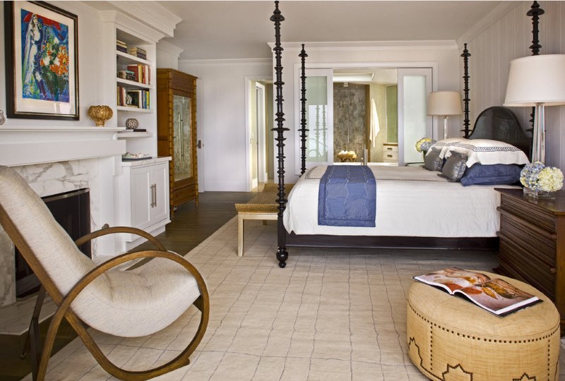 Privātmājas guļamistabas dizains neoklasicisma stilā
