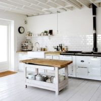 Retro stiliaus virtuvės sala
