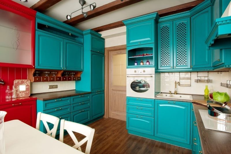 Set dapur merah-turquoise