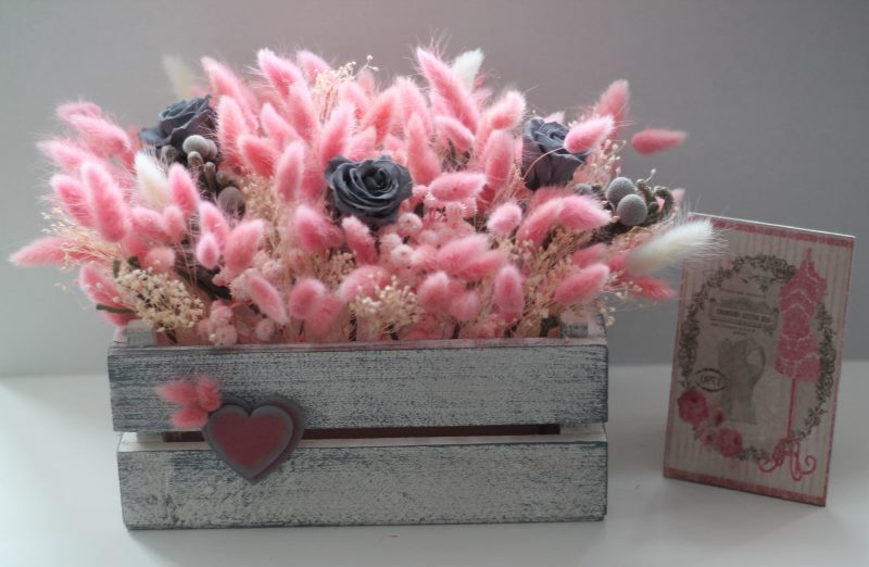 DIY dřevěný box na umělé květiny