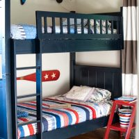 Námořnická dvouvrstvá postel pro chlapce