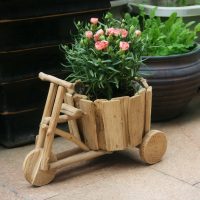 Vaso per fiori a forma di scooter