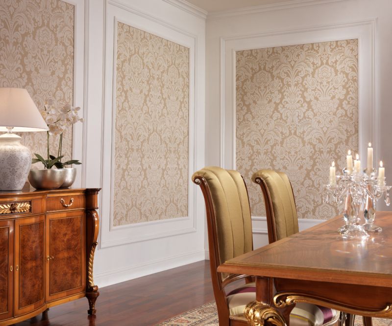 Fali dekorációval klasszikus nappali szövet
