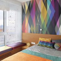 Fotobehang met geometrische patronen op de slaapkamermuur