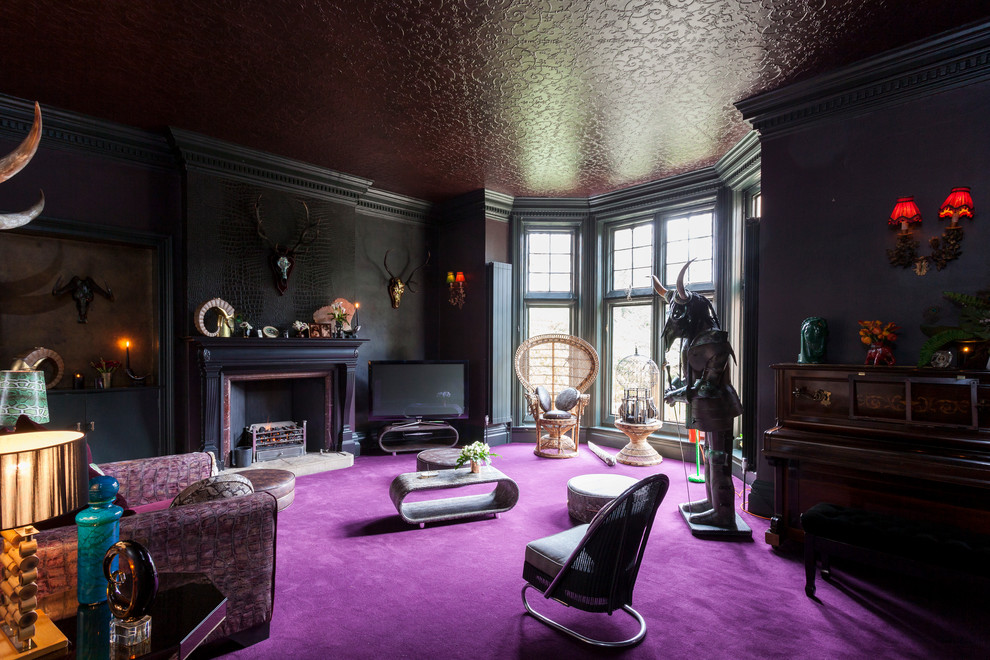 Dnevna soba u tamnom gotičkom stilu