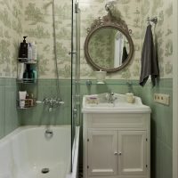 Klasiskā stila maza vannas istaba