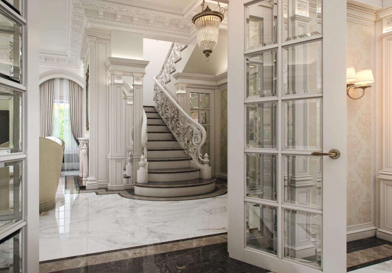 Klasiskā stila vestibila dizains ar marmora grīdu