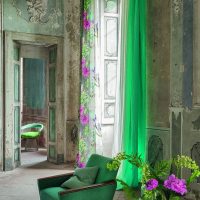 Fotoliu verde într-un living vintage