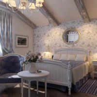 Dormitorul fetei în stil clasic