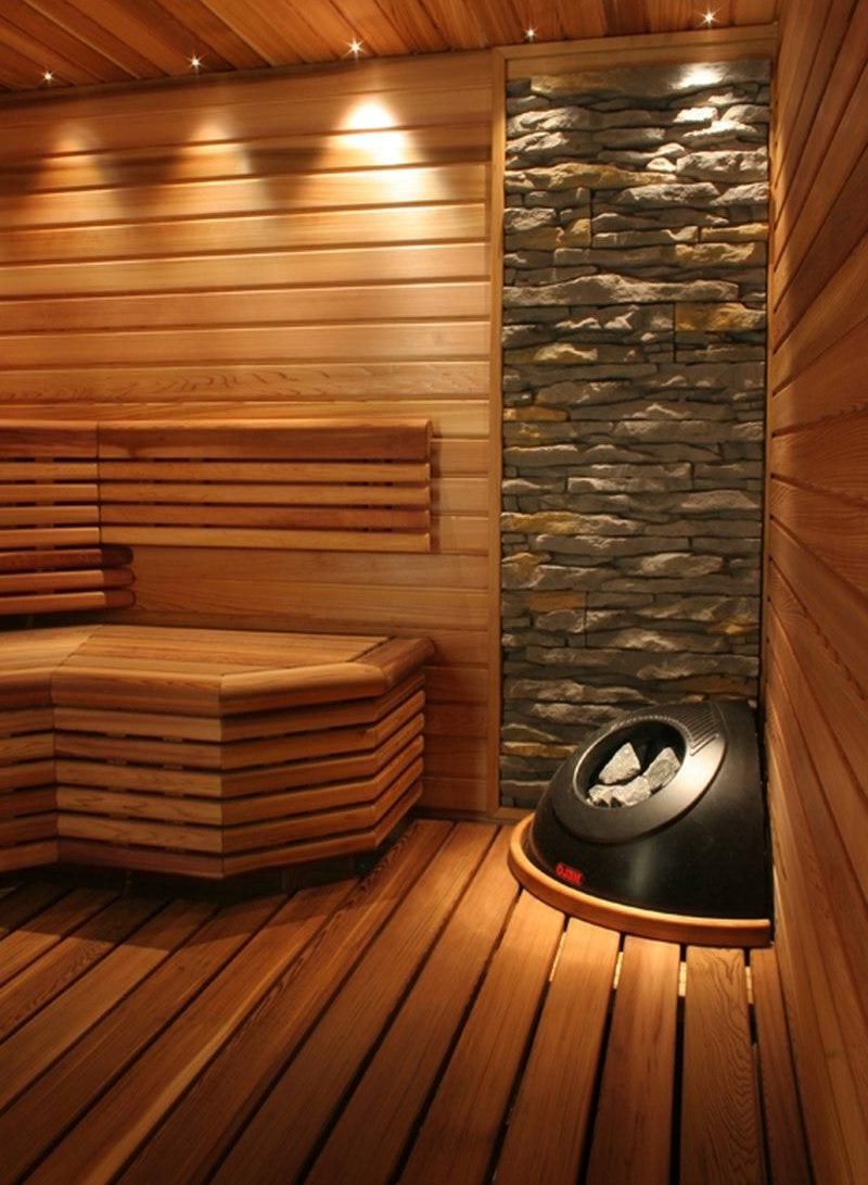 Podea din lemn într-o baie privată