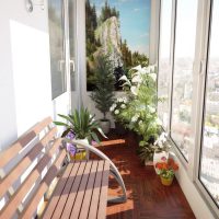 Lavička pro relaxaci na proskleném balkonu
