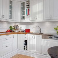 Keukenblok met witte gevels