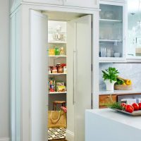 Uși secrete pentru dulapul bucătăriei