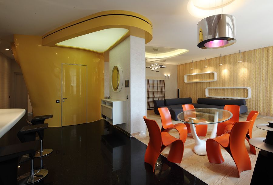 Moderna dzīvokļa dizains futūrisma stilā