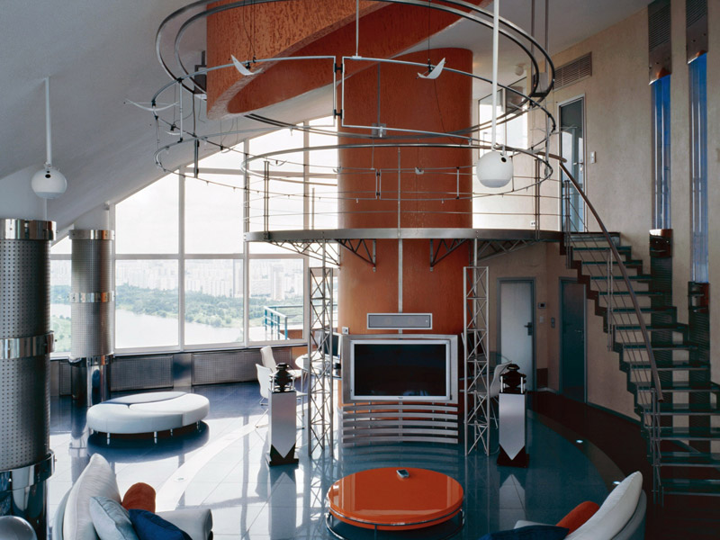 Moderns dzīvokļa interjers tehno stilā