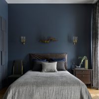 Reka bentuk bilik tidur dengan nada kelabu-biru