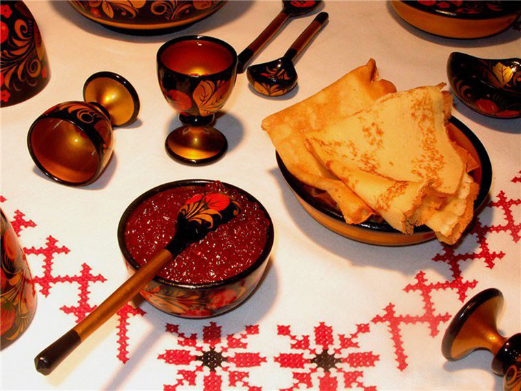Декорация на масата за хранене в руски еко стил