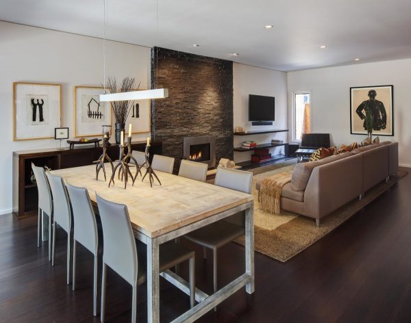 Design obývacího pokoje v moderním stylu 2019 do značné míry závisí na velikosti místnosti